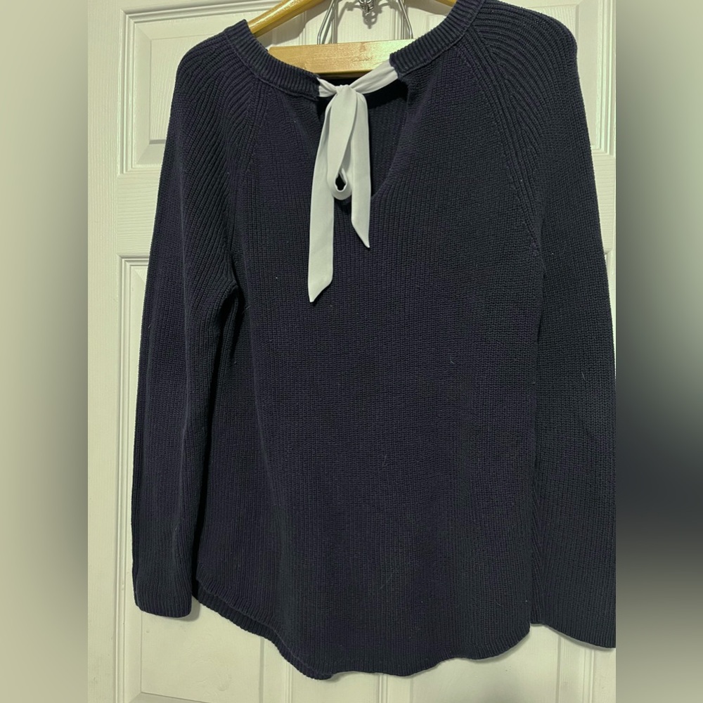 LOFT  Navy Blue Sweater with White Bow On Back Size Large EUC
